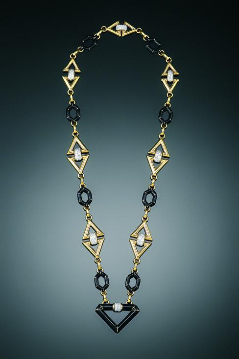 David Webb yellow gold necklace